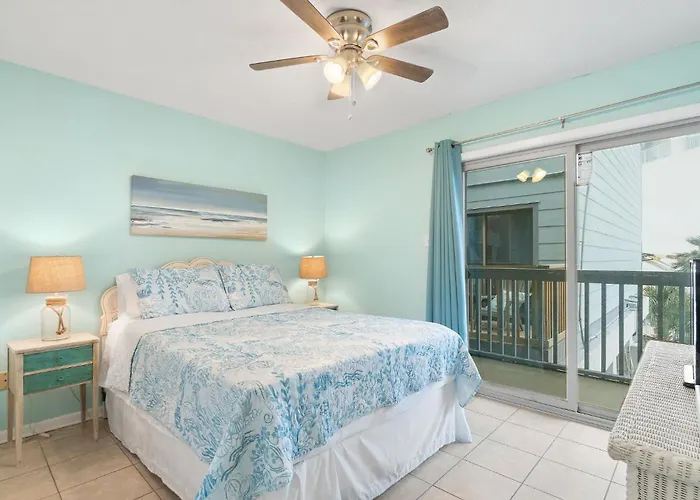 2br Access And Pool Holiday home *